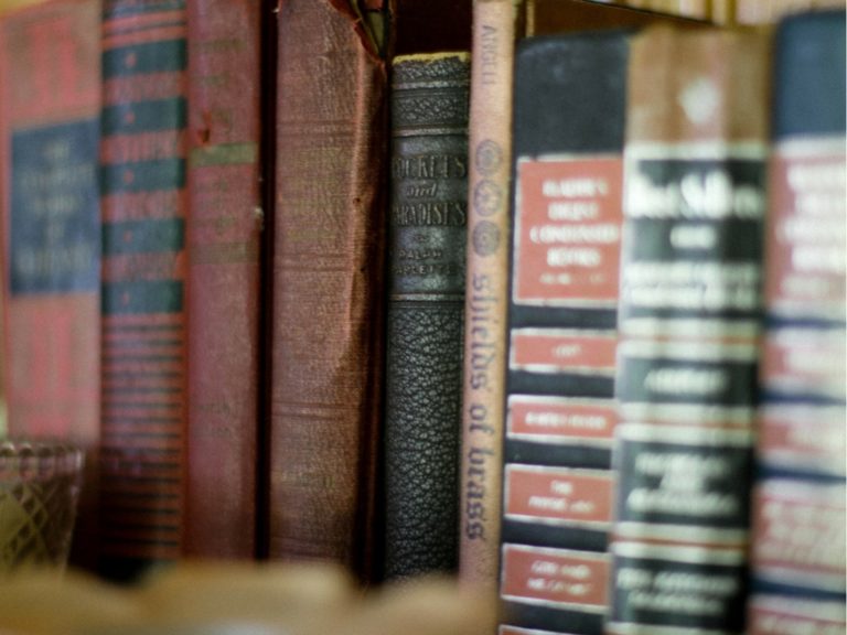 Don't let the tough middle of NaNoWriMo drag you down